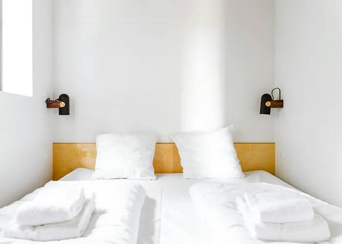 펜션 Enjoy The Panoramic View From First Row On Helnaes *