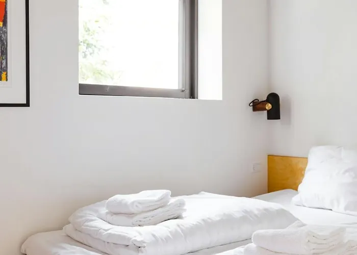 펜션 Enjoy The Panoramic View From First Row On Helnaes *